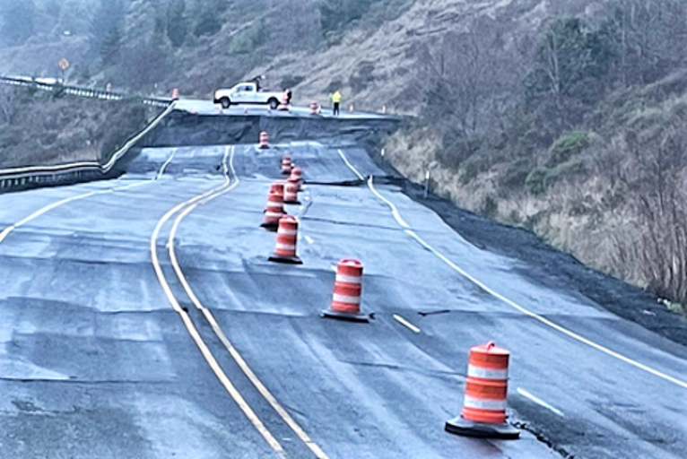 Early Monday Morning Slide Closes Hwy. 101 Indefinitely South of